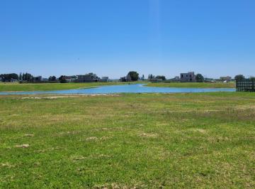 Terreno · 1125m² · Lote de 1100 m² en Venta Barrio Cerrado La Alameda Canning