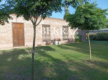 Casa · 150m² · 4 Ambientes · 1 Cochera · Casa Alquiler Temporario 3 Dorm. La Esperanza Cc Lote de 1500 m² Pilar