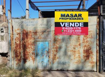 Bodega-Galpón · 135m² · Galpón Interno con Entrada de Vehiculos (Posesión)