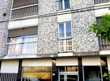 Departamento · 52m² · 3 Ambientes · Venta Departamento Tres Amb. en El Centro de Ramos Mejia