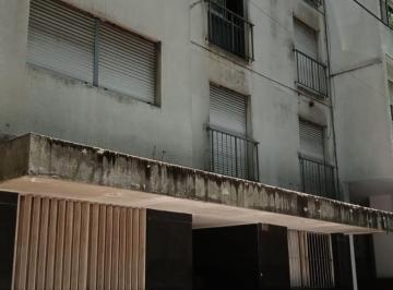 Departamento · 70m² · 3 Ambientes · Departamento de Dos Dorm. en Alquiler Ideal Estudiantes