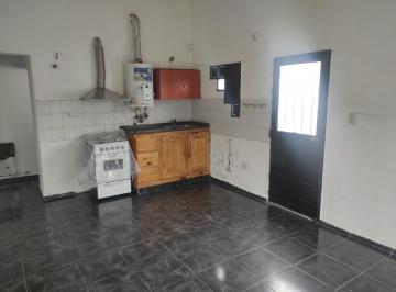 Casa de 4 ambientes, Córdoba · Oportunidad! Casa Esquina con Buena Renta!
