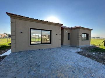 Casa de 5 ambientes, Ezeiza · San Simon de Canning! 3 Dorm. + Escritorio! Fondo Libre Sin Vecinos! con Piscina!
