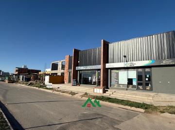 Local comercial · 88m² · Locales Comerciales en Venta en Docta Av – a Estrenar