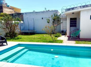 Casa de 8 ambientes, Córdoba · Venta Casa 3 Dorm. con Pileta y Cochera Apto Credito Bº Colón Córdoba