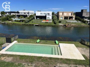 Casa · 250m² · 6 Ambientes · 2 Cocheras · Venta de Casa 6 Ambientes Puertos del Lago Ceibos a La Laguna