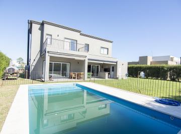 Casa · 214m² · 4 Ambientes · 2 Cocheras · Venta Casa 4 Ambientes Pileta Barrio El Ensueño Maschwitz