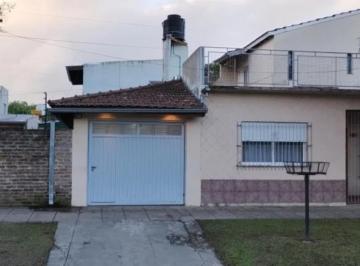 Casa · 80m² · 4 Ambientes · 1 Cochera · Adg. Casa Apta Crédito 4 Ambientes en San Miguel