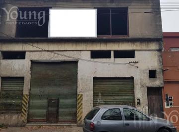 Bodega-Galpón · 186m² · 3 Ambientes · Venta Galpón en Bernal Oeste