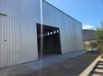 Bodega-Galpón · 840m² · 1 Ambiente · Galpón 840 m Parque I Alvear
