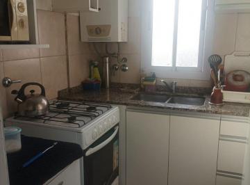 Departamento · 55m² · 3 Ambientes · Pte. Roca 2808 - 1 Dormitorio + Comodin