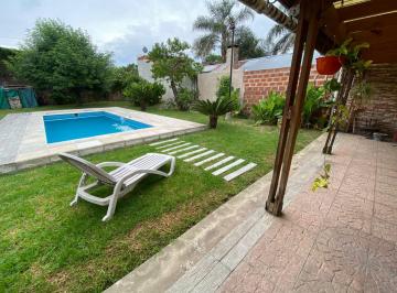Casa · 240m² · 4 Ambientes · 5 Cocheras · Venta Casa 4 Amb San Miguel Pileta Parrilla Quincho