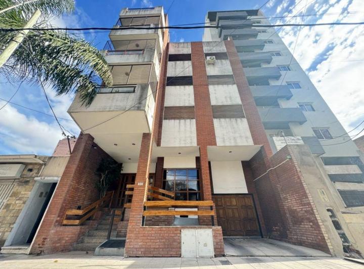 Departamento · 60m² · 3 Ambientes · 1 Cochera