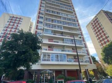 Departamento de 4 ambientes, Avellaneda · Departamento de 4 Ambientes Amplio en Las Torres de Prefectura.