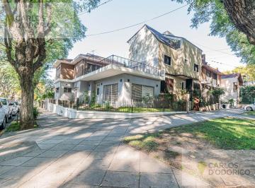 Casa · 213m² · 4 Ambientes · 2 Cocheras · Casa en Venta en Olivos con Terraza Propia