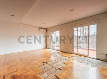Departamento · 82m² · 3 Ambientes · 1 Cochera · Depto Duplex 3 Amb con Cochera y Balcón Terraza - Caballito