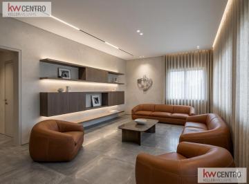 Casa · 220m² · 6 Ambientes · 1 Cochera · Venta Casa Lomas