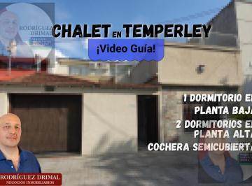 Casa · 133m² · 4 Ambientes · 1 Cochera · Chalet con 3 Dorm. en Temperley - Apto Credito!