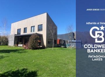 Casa · 160m² · 4 Ambientes · Venta Casa 190 m² Lote 849 m² Barrio Belwel, San Martín de Los Andes