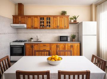 Casa · 166m² · 6 Ambientes · 2 Cocheras · Venta de Casa en Muñiz
