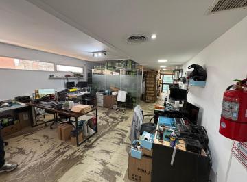 Oficina comercial · 70m² · 1 Ambiente · 1 Cochera · Oficina en Nuñez