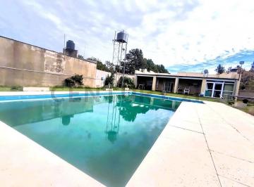 Casa · 152m² · 3 Ambientes · 2 Cocheras · Casa Quinta Carmen de Areco Paz y Tranquilidad