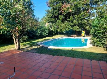 Casa · 78m² · 2 Dormitorios · 2 Cocheras · Casa en Roldán