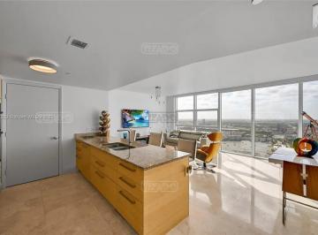 Departamento · 80m² · 2 Ambientes · 2 Cocheras · Departamento en Venta en Hallandale, Miami, Florida