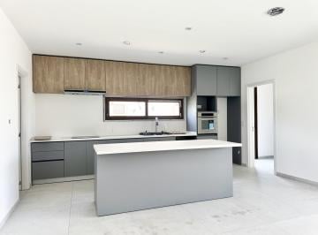 Casa · 800m² · 4 Ambientes · 2 Cocheras · Casa en Venta Barrio Fincas del Alba Canning