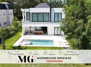 Casa · 290m² · 7 Ambientes · 1 Cochera · Casa Venta Saint Thomas Este