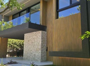 LHP-LHP-3190_2 · Casa en Venta Al Rio 4 Dorm. - El Yacht Nordelta