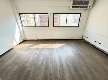 Oficina comercial · 45m² · Oficina en Venta - Super Luminosa - Excelente Ubicacion