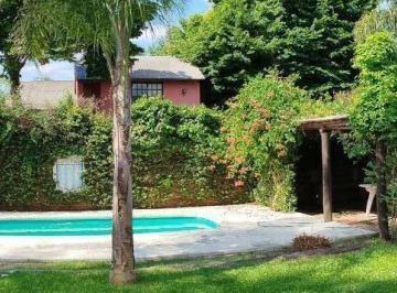 Piscina · Venta Casa Quinta 4 Dorm. en Barrio Nirvana - Gonnet