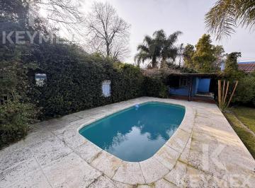 Quinta vacacional · 158m² · 5 Ambientes · 1 Cochera · Venta Casa Quinta 4 Dorm. en Barrio Nirvana - Gonnet