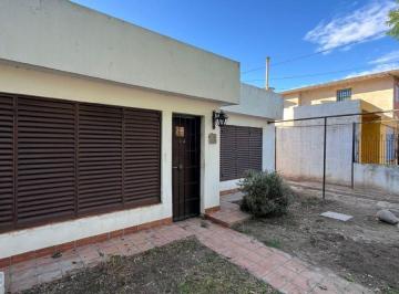 Casa de 4 ambientes, Córdoba · Vendo Casa de 2 Dorm Sobre Av Cacheuta Zona Sur