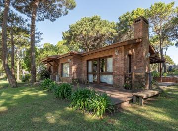 Casa · 971m² · 5 Ambientes · Casa en Venta Pinamar Norte