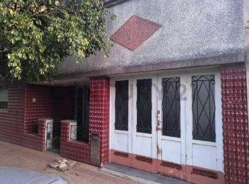 Casa · 112m² · 3 Ambientes · 1 Cochera · Calle 132 E/ 46 y 47