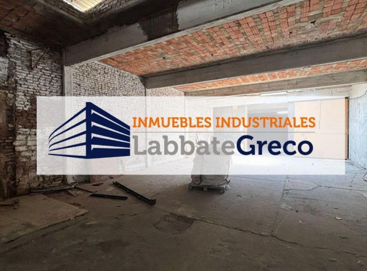 Bodega-Galpón · 553m²