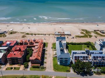 Departamento · 95m² · 4 Ambientes · 2 Cocheras · Pinamar Norte – Venta Departamento Frente Al Mar