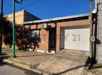 Casa · 115m² · 3 Dormitorios · 1 Cochera · Casa en Venta en Ensenada