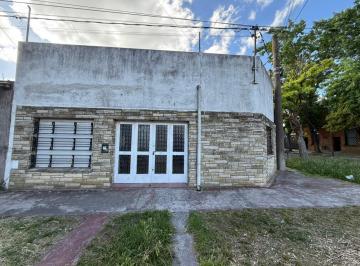 Casa · 76m² · 2 Dormitorios · Casa en Alquiler
