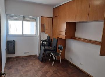 Foto · Departamento de 2 Dorm., en Alquiler