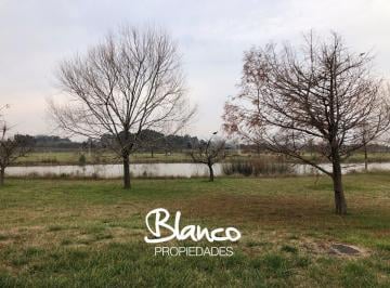 Terreno · 1014m² · Terreno Lote en Venta en Las Calandrias, Cardales, Campana, G. B. a. Zona Norte