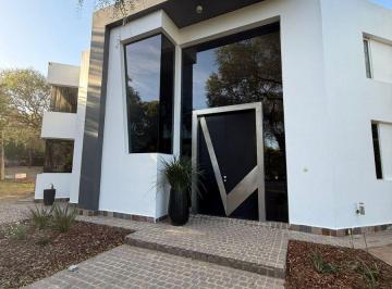Casa de 10 ambientes, Córdoba · Casa en Venta 5 Dorm. Apta Credito - Country El Bosque
