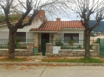 Casa en Venta de 1 ambiente Villa Santa Rosa · Casa con 480 m² en Venta, 2 Dorm., Villa Santa Rosa