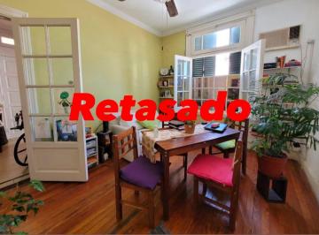 Departamento de 3 ambientes, Parque Chacabuco · "Retasado" Excelente Departamento de 3 Amb Frente en 2° Piso por Escalera. Baulera. Diseño Español!