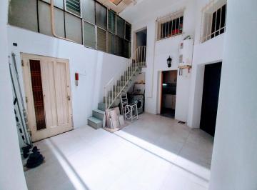 PH · 64m² · 4 Ambientes · PH en Barrio Norte