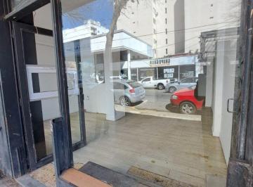 Local comercial de 2 ambientes, La Plata · Local en Venta 41 Entre 6 y 7 - 100 m Totales