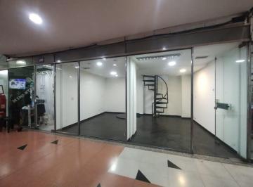 Local comercial · 53m² · 3 Ambientes · Alquiler de Local de 3 Plantas en Galería - Retiro - Bajó de Precio