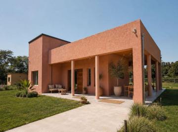 Casa de 3 ambientes, Exaltación de la Cruz · Casa con Pileta a La Venta en Barrio Los Pinos - Exaltación de La Cruz